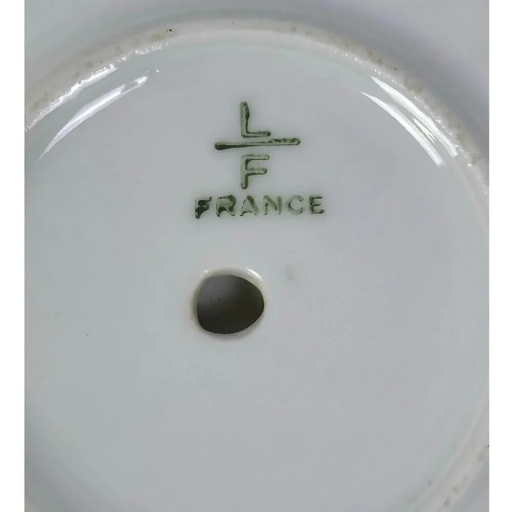 AJCO (AJ07) Vintage 1930's Gold Trim 'Flower' Gravy Boat/Attached Underplate